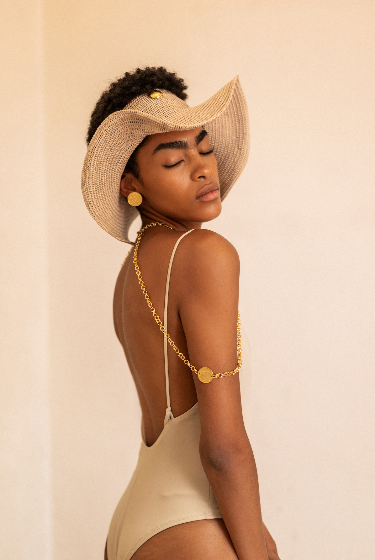 SWIMSUIT GRETA CON MONEDAS - Daniela Bustos Maya