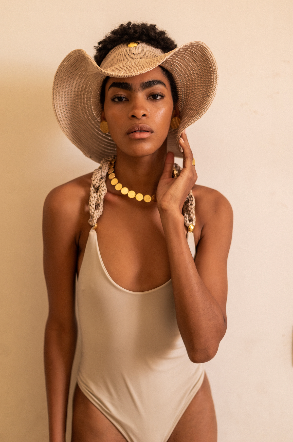 SWIMSUIT GRETA CON ESLABONES - Daniela Bustos Maya