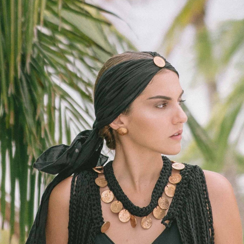 Del Veinte Choker - Daniela Bustos Maya